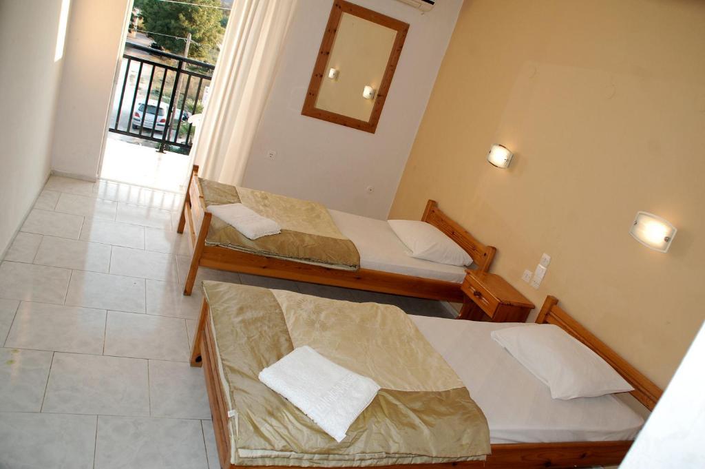 Britannia Hotel Agrilia Ngoại thất bức ảnh